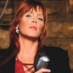 Americká bluesrocková hvězda Beth Hart zazpívá po roce ve Forum Karlín