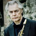 Koncert norského saxofonisty Jana Garbarka se přesouvá